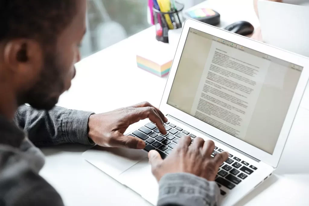 Rédacteur SEO freelance